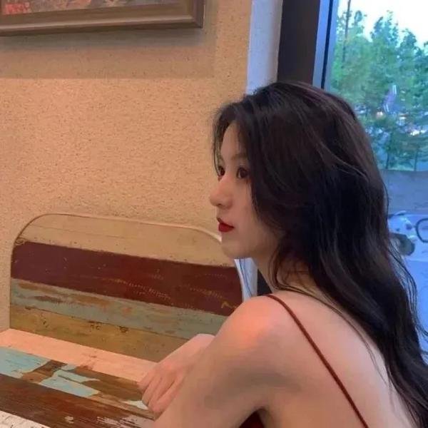 蜡笔小新:小白的屁屁炸弹